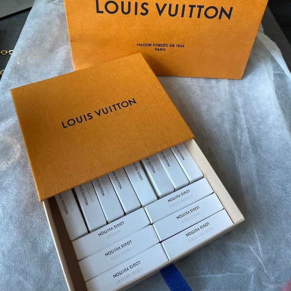 SOLD❌❌Authentic Brand New LV Perfume Lot - 14pcs - 2ML's❤️ - Picture 5 of 9